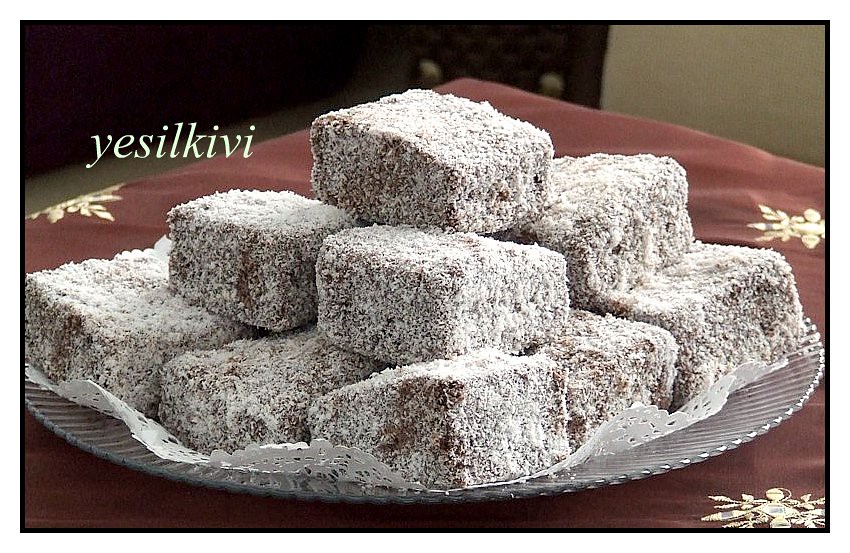 Soslu-Hindistancevizli Kek