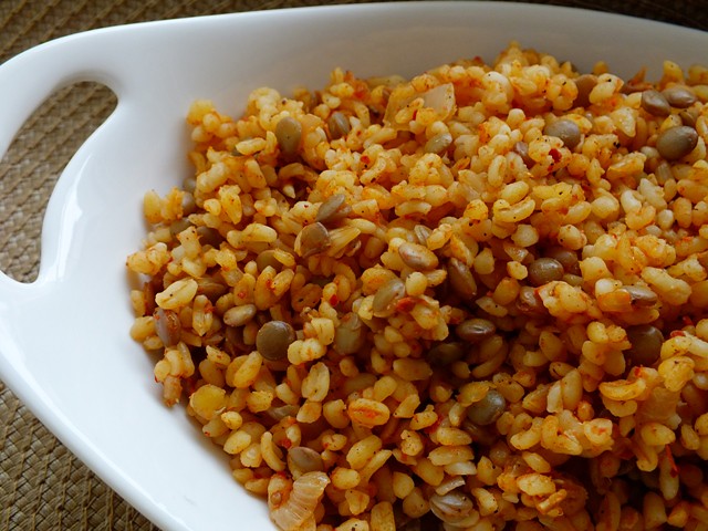 Yeşil Mercimekli Bulgur Pilavı tarifi